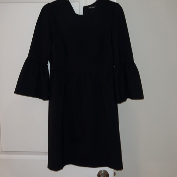 Club monaco classy dress. Good for office days - Picture 8 of 9